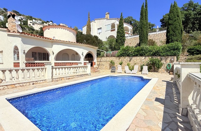 Ref. Zar22 - VILLA CON ENCANTO EN EL MAS FUMATS