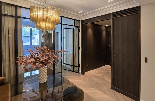 Refined Appartment in Montmartre