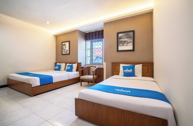 Hotel Sepuluh Bandung