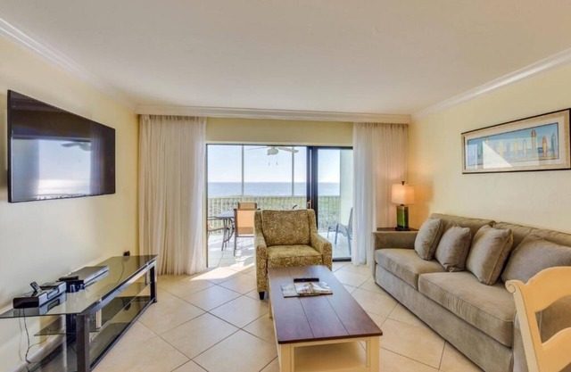 Relax in Two 3BR Bayside Villas steps from Sunset Beach, Perfect for Families