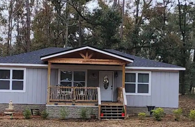 Relax near the Gulf! 3-Bedroom Home near Gulf Shores Beach 24 min