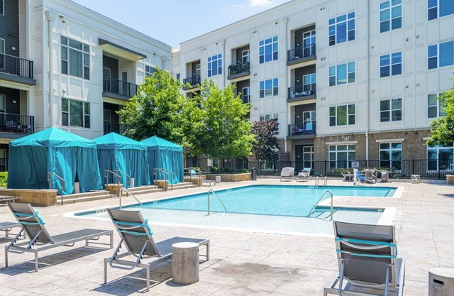 Upscale 1BR w/Gym and Parking