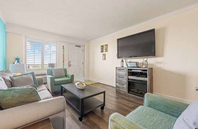 Relaxing Ocean Wynnes at Villas of Hatteras Landing - 1 Bedroom Near-Beach Condos with Pool Access!
