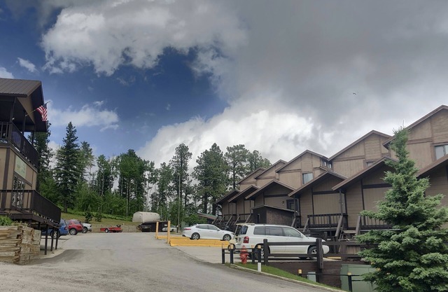 Condominio Barefoot Resort completamente amueblado y remodelado ¡A POCOS PASOS DE TERRY PEAK!