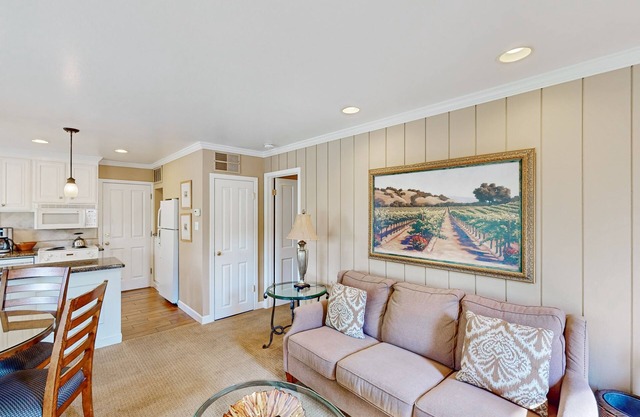 Remodeled Silverado Home w/ Fireplace - Romantic Napa Valley Retreat