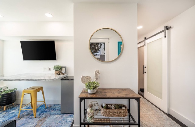 Renovated Ocean View Harbor Home