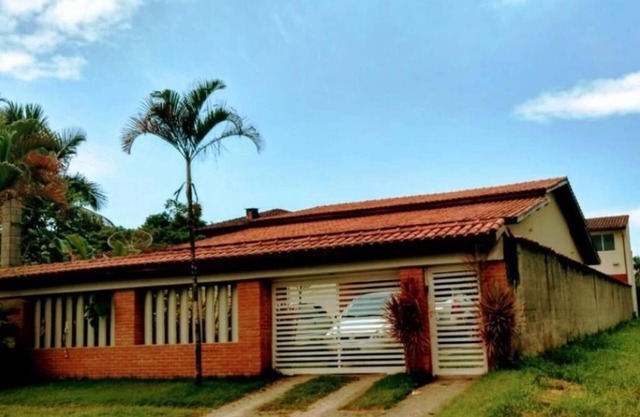 Alquilo casa con piscina para temporada en Praia do Maitinga en Bertioga