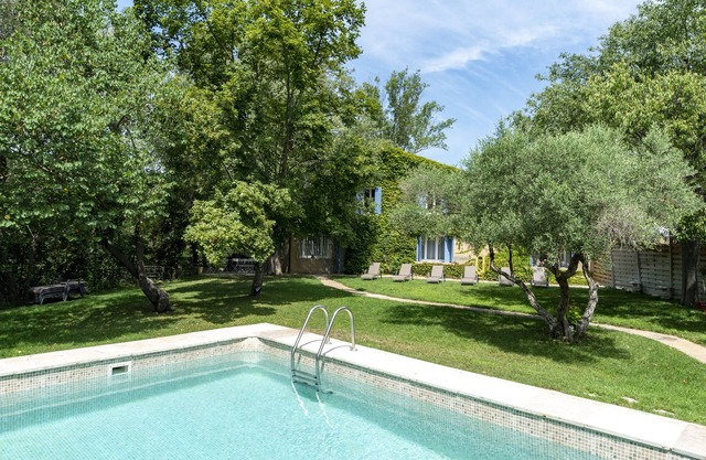 alquiler en el corazón de la Provenza con piscina privada asegurada