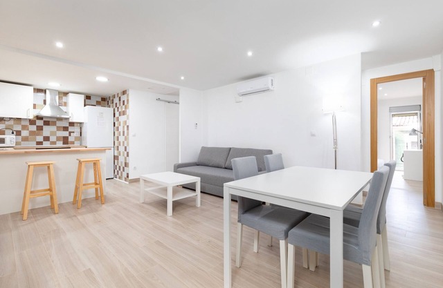 Piso · València · ★4,45 · 3 dormitorios · 4 camas · 1 baño