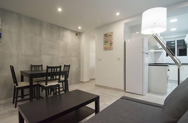 Piso · València · ★4,45 · 3 dormitorios · 4 camas · 1 baño