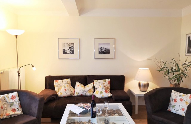 Res.Leuchtturm H2WE13: modern and high-quality equipped 2-room apartment