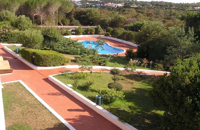 Residencia Pinnetta: apartamento de 4 plazas con piscina y wifi gratuitos