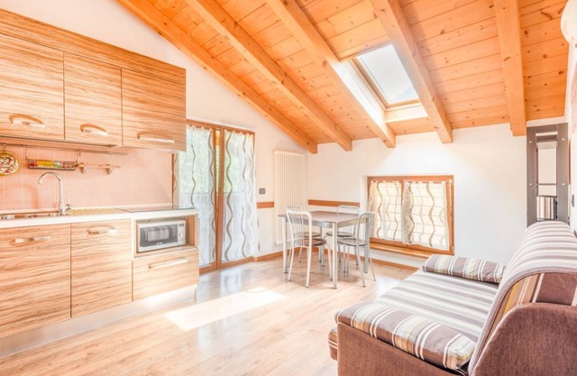 Residencia Toli apartamento de dos habitaciones con piscina exterior climatizada todo el año