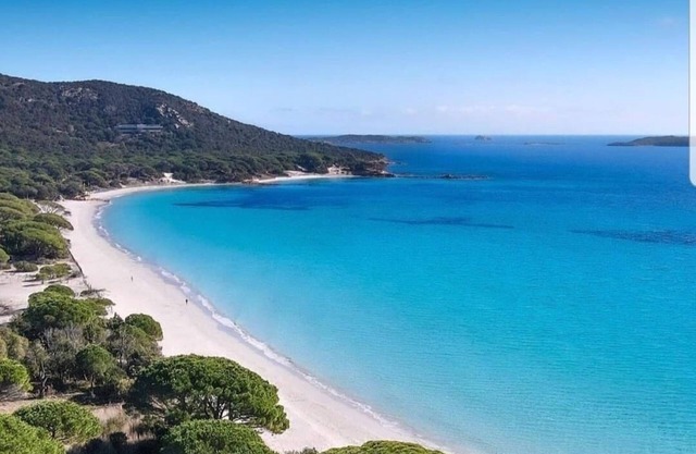 VILLA INDEPENDIENTE 600 m de la playa de PALOMBAGGIA VISTA PANORÁMICA EN LA M