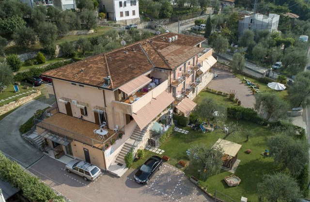Residence Villa Margherita Suite Delux con terraza
