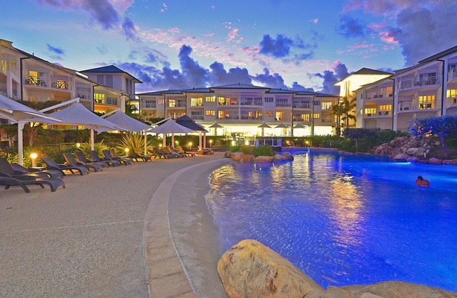 RESORT EN LA PLAYA 2214/2215