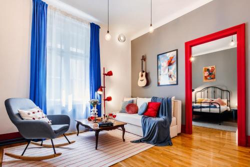 Retro Retreat with Air Hockey Old Town Heart
