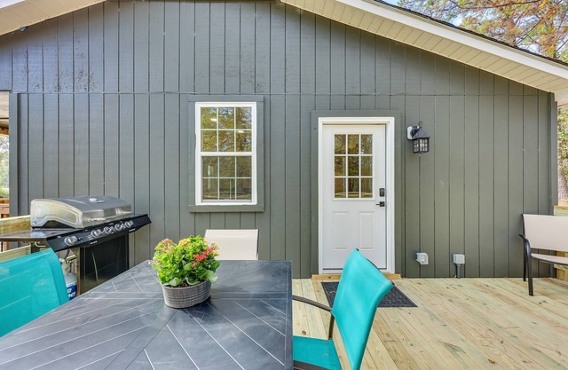 Rice Creek Hideaway w/ Private Dock & Boardwalk