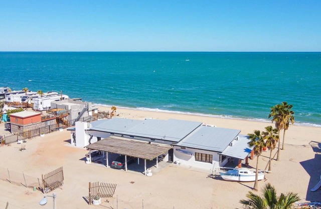 Rick`s beachfront house in San Felipe