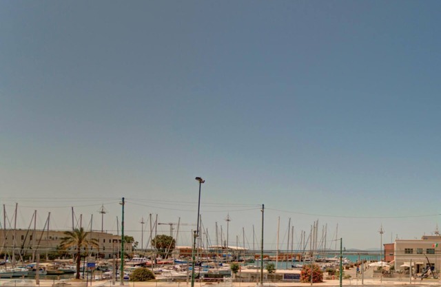 Right House Sur Le Port