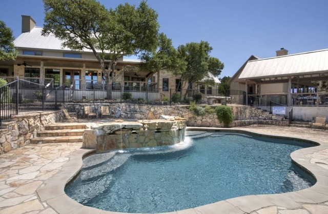 ULTIMATE DREAM HOME w / Amazing View! Cine, piscina, bañera de hidromasaje, juego de rol