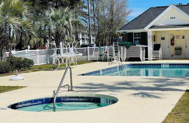 River Oaks Golf & Tennis Resort