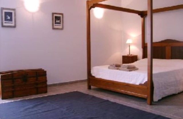 Apartamento con piscina privada a la orilla del río en el casco antiguo + WiFi