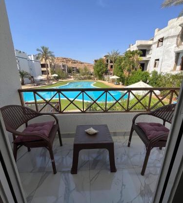 Riviera Resort Apartment - Pool view & Wifi