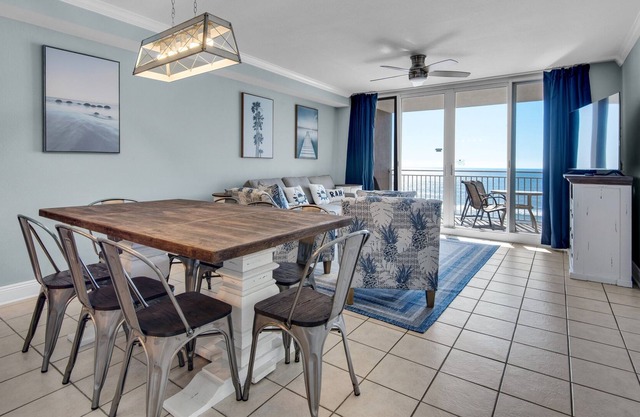 Rocken The Beachfront Updated condo Balcony views of Panama City Beach! Sleeps 8
