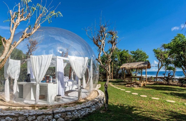 Cúpula Romántica con Vista al Mar