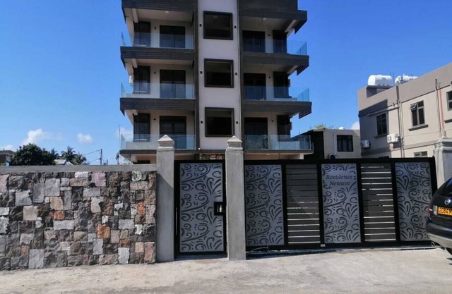 Romantic NIVI Luxury Appartement--10 min from Beach!