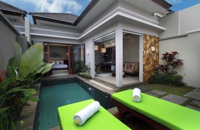Romantic Villa Seminyak with private pool-15 minutes from the beach