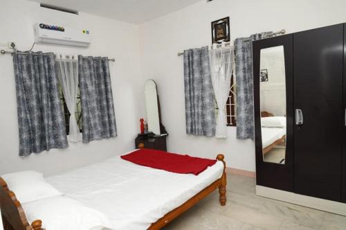 Romel mahal waterfront homestay