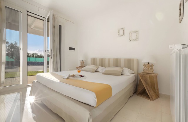 Habitación 'N. 3' con piscina compartida, jardín compartido y Wi-Fi
