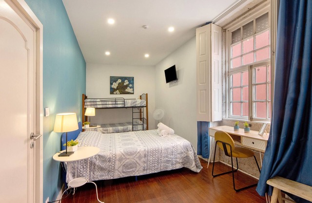Room 'Quadruplo' with Shared Garden and Wi-Fi