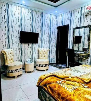 Royal Galaxy guest House