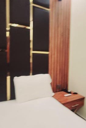 Royal Gulshan Hotel
