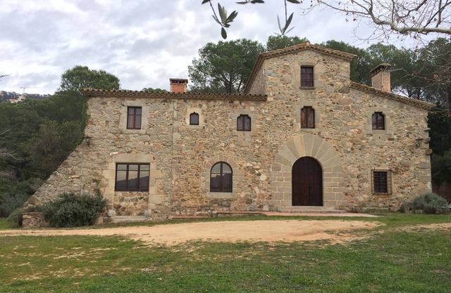 Alquiler de casa rural completa: Can Merla