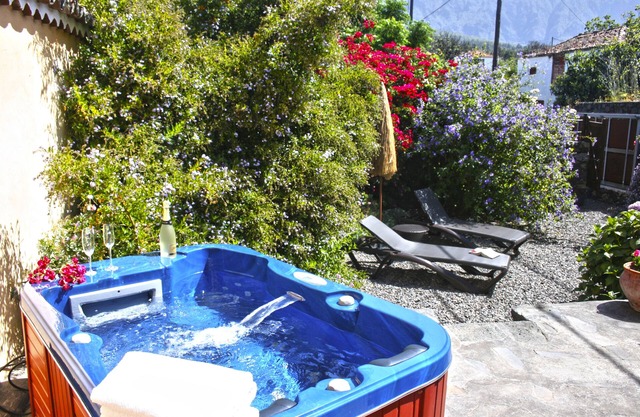 Casa rural El Morro. Cerca de la Caldera de Taburiente con jacuzzi.