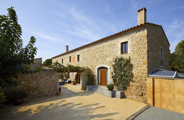 Casa Rural para grupos y senderistas, amantes de naturaleza y la tranquilidad.