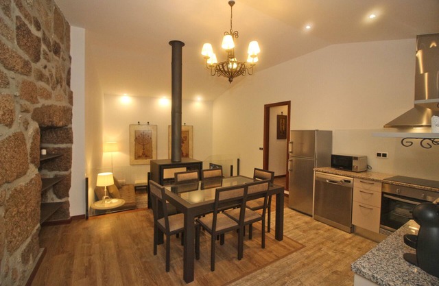 casa rural en Geres para 4 personas con chimenea