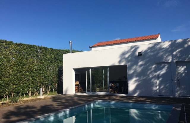 Espacio rural con piscina