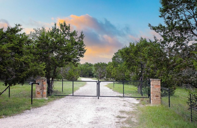 Rustic and Private 5 Acre with Cottage for 4 w/ Hot Tub, Grill, Fire Pit + More!