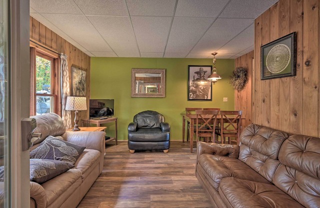 Rancho rústico "Clint Eastwood" Apt por el lago Raystown