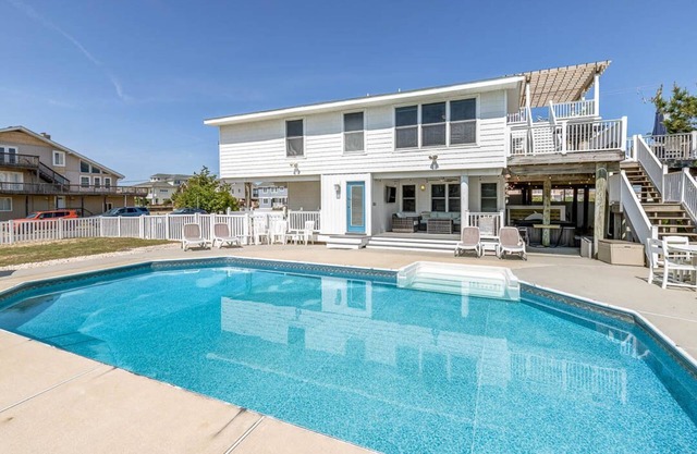 RVAcation | 98 pies de la playa | Piscina privada, jacuzzi