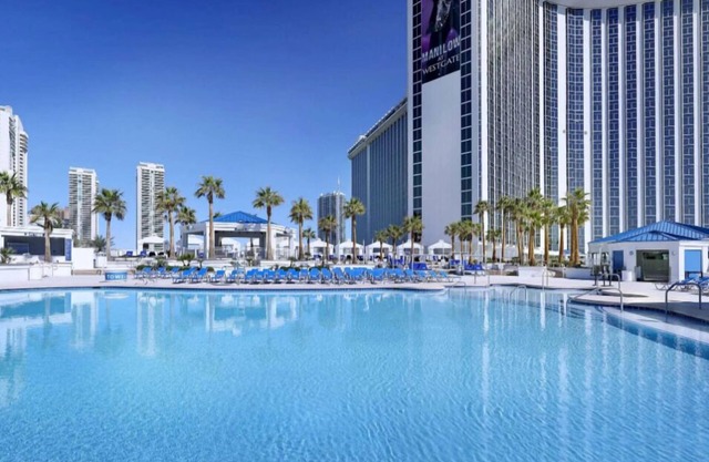 S| Westgate | Lux Stay | Casino | Villas