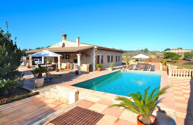 Sa Rota 078 fantástica finca con piscina privada, jardín, ping pong y fibra óptica