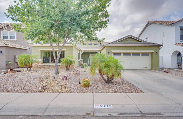 Saguaro Spot with Hot Tub and Private Heated Pool