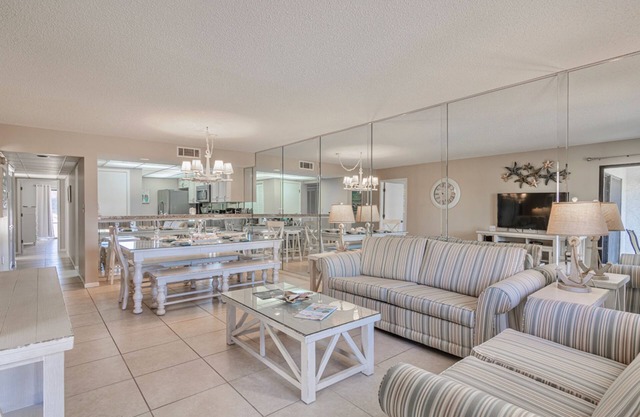 Sail Away Villa @ Edgewater Beach Resort Sleeps 8