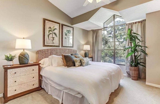 Sailmaker Gated Complex: Near Pool & Beach